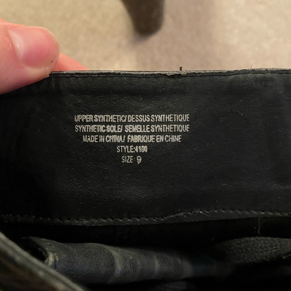 Cute Pleather Vintage Boots with Wooden Heel - Picture 5 of 5